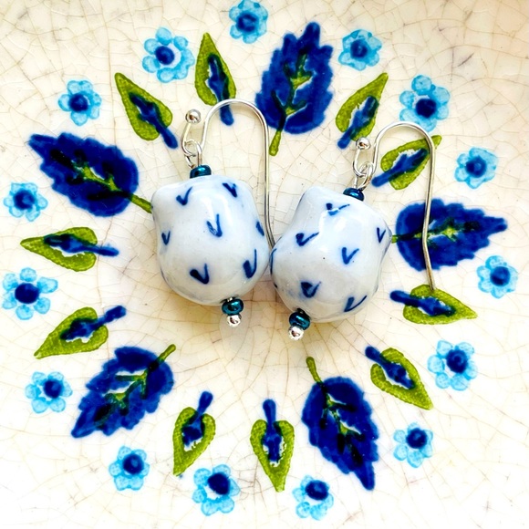 sterling silver & vintage hand-painted ceramic owl bead earrings blue white boho - Picture 6 of 9